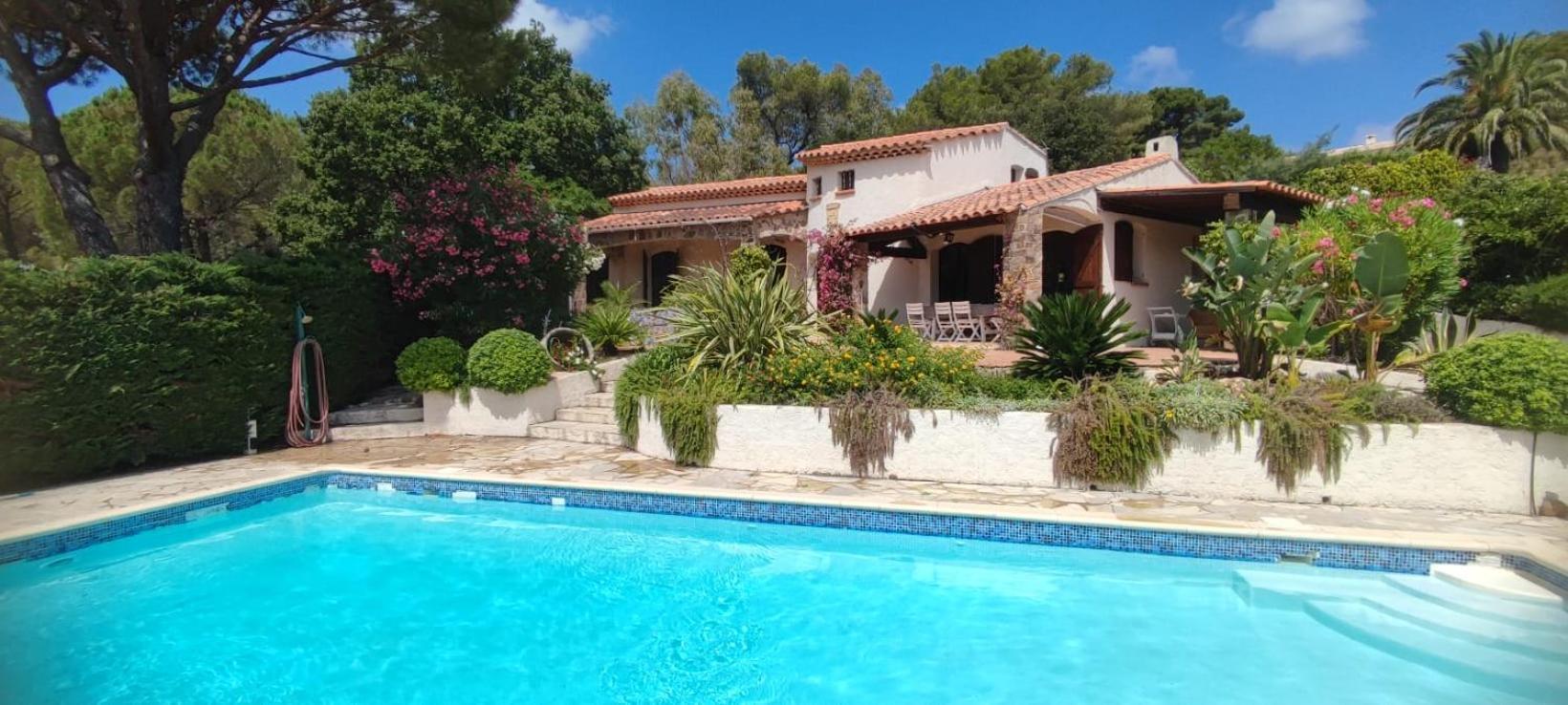Villa La Louviere La Croix Valmer Golfe De Saint Tropez Exterior photo