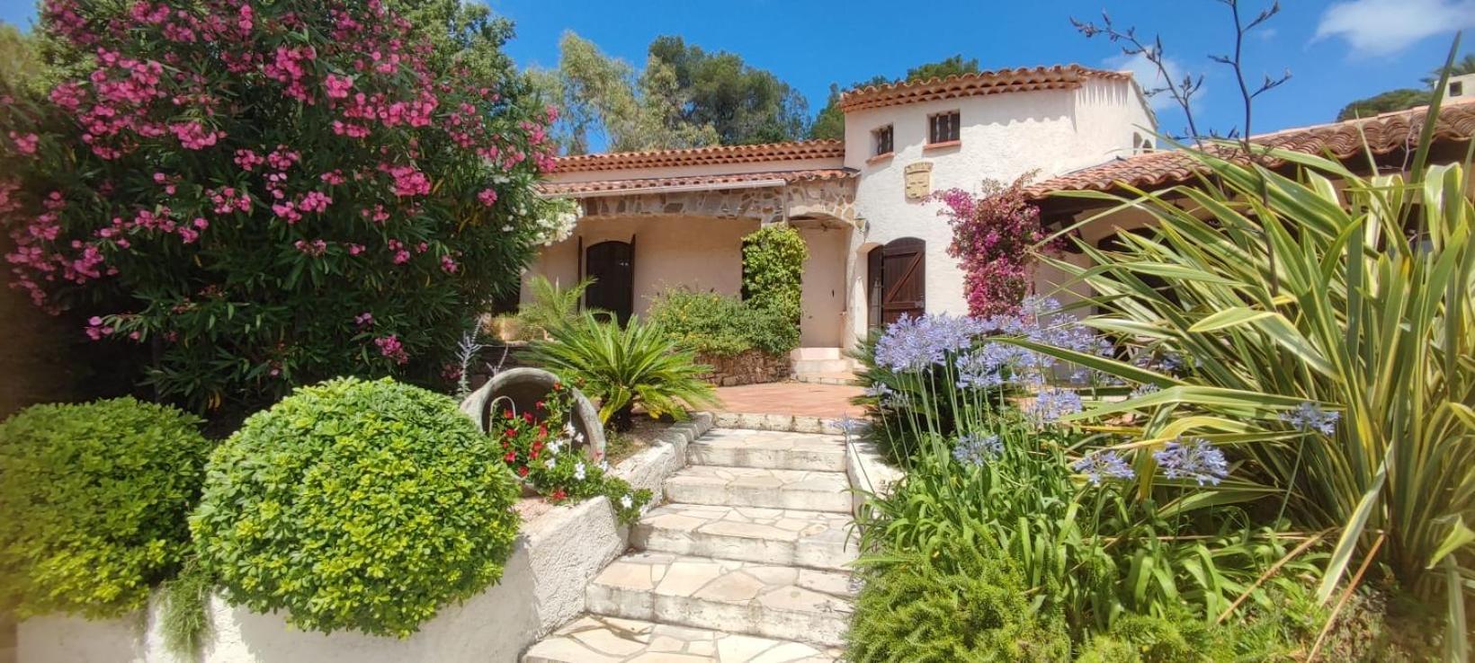 Villa La Louviere La Croix Valmer Golfe De Saint Tropez Exterior photo